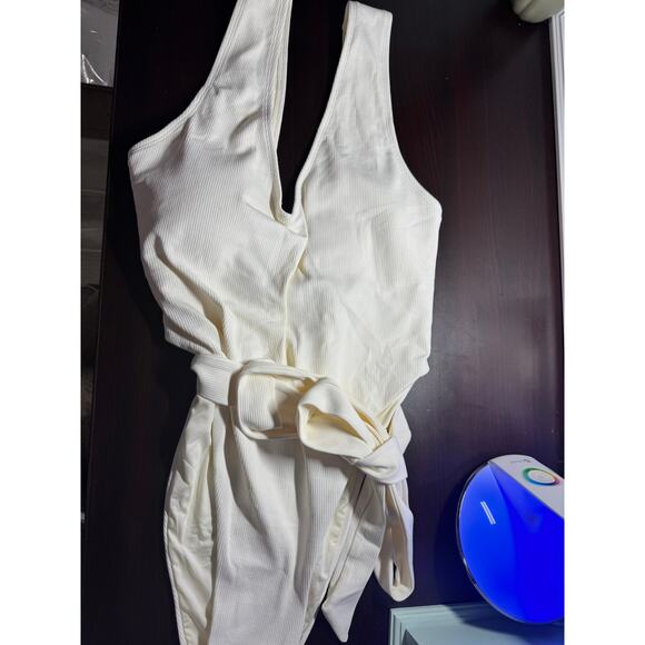Toluca Swim New Artemis Plus Size  One-Piece Bathing Suit | Size 4X - Picture 1 of 9